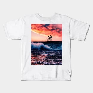 Riding the Waves Kids T-Shirt